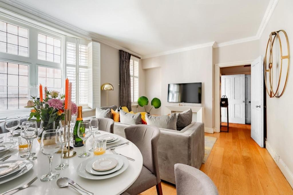 Revamped & Luxxe For Covent Garden Lovers! Adorable City Home For Families & Friends Λονδίνο Εξωτερικό φωτογραφία